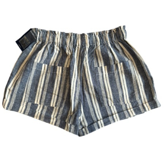 Forever 21 Blue and Cream Linen cotton blend Shorts NWT - Picture 2 of 5